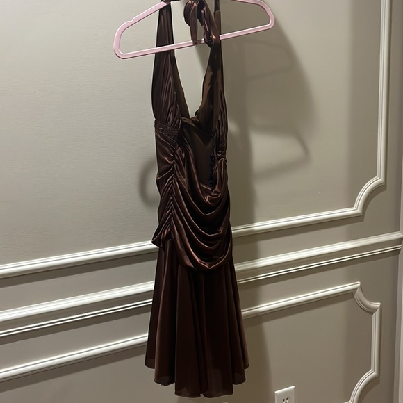 Y2K brown city triangles halter dress open back - Picture 2 of 4